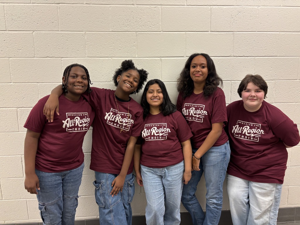 Kayden Jones, Zoie Purifoy, Luciana Nizama, Emmalina Williams and Madison Glover at All Region Choir Clinic.