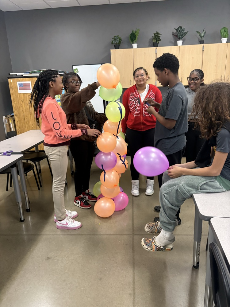 Balloon Tower Challenge 