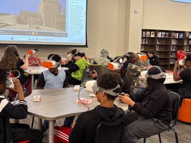 Students using ClassVR to explore how the Great Wall of China was built