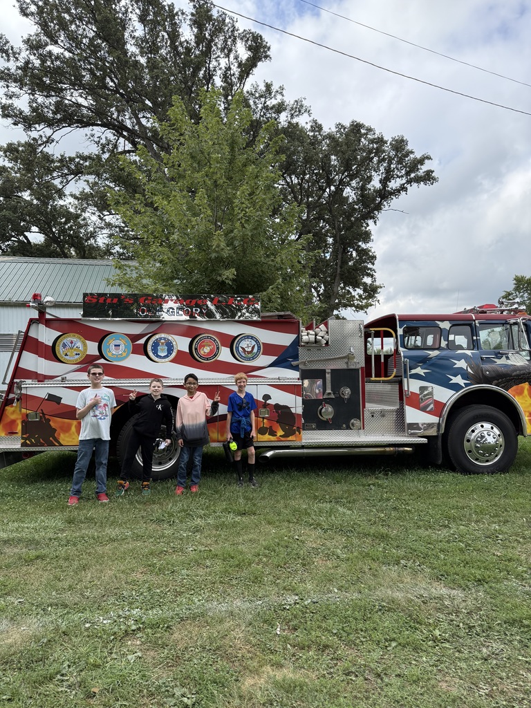 Tractor Show 25