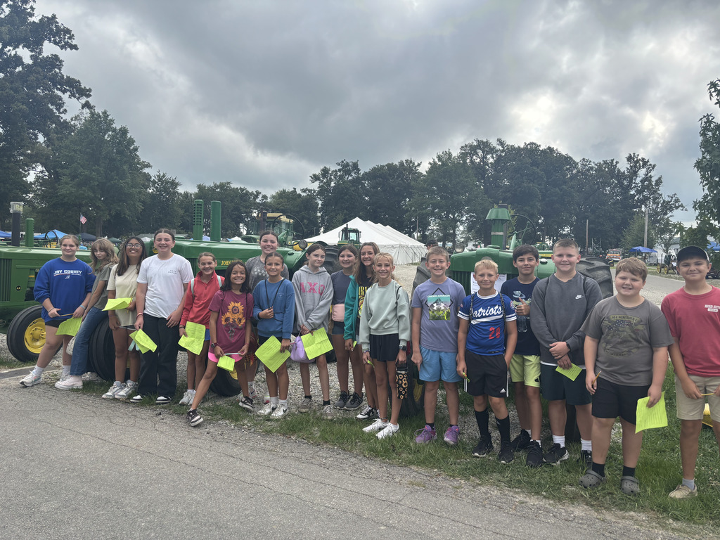 Tractor Show 25