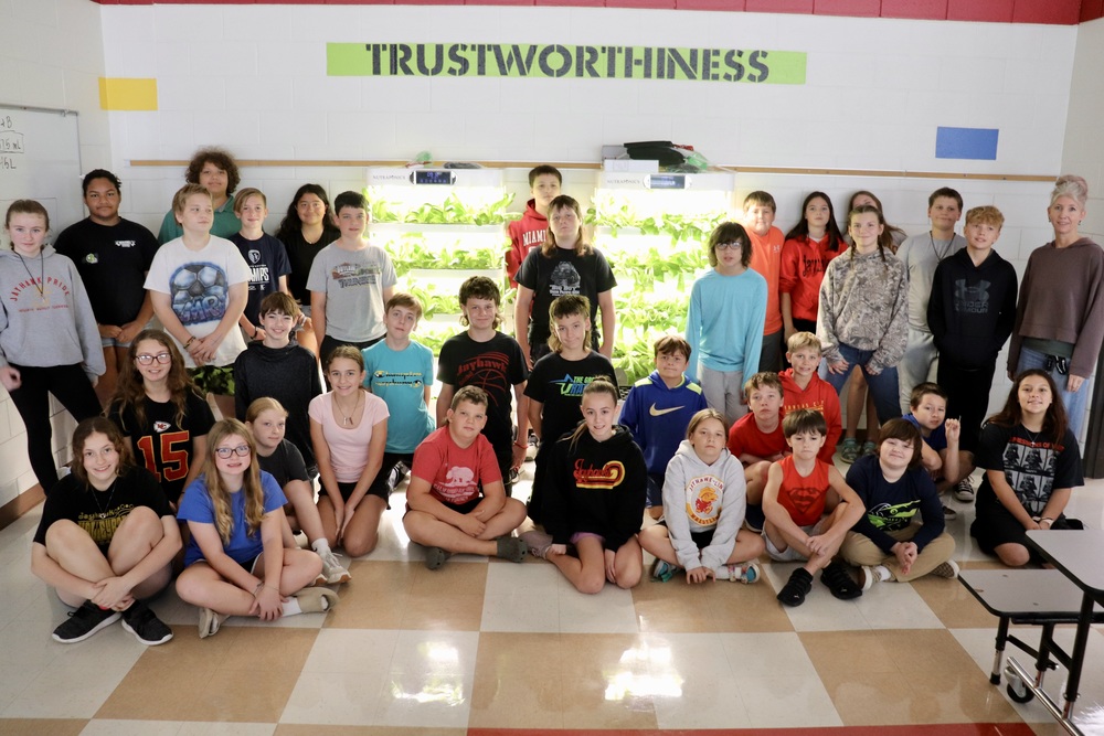 6th Grade Hydroponics Experiment