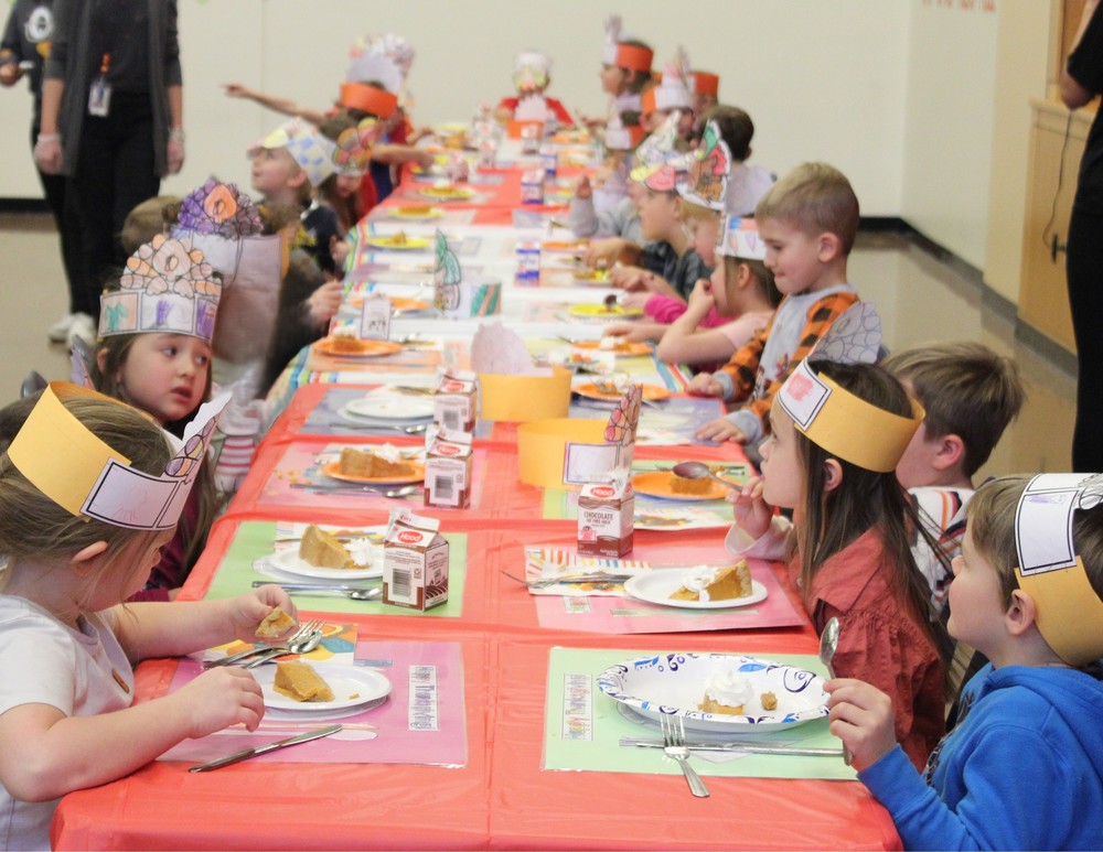 thanksgiving feast 25