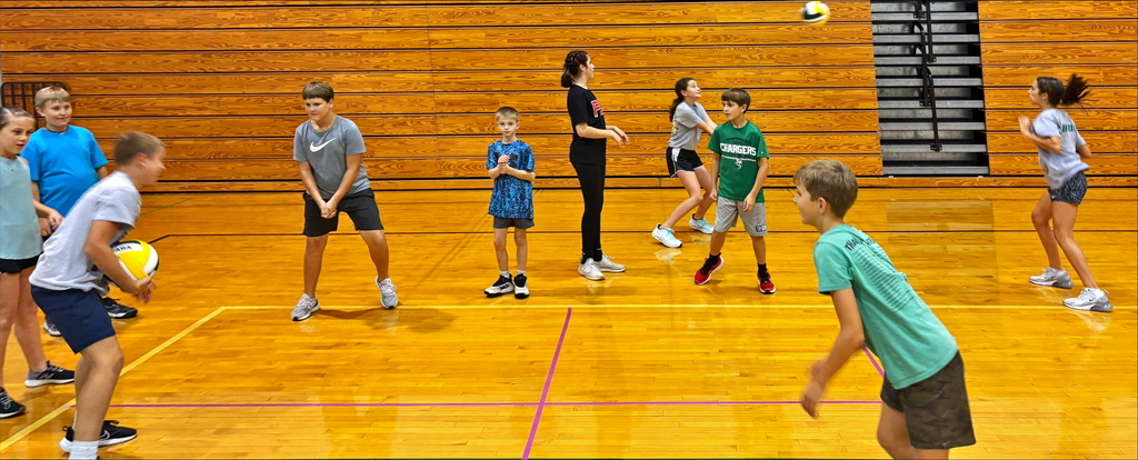 Practicing passing with Volleyball 4 Square