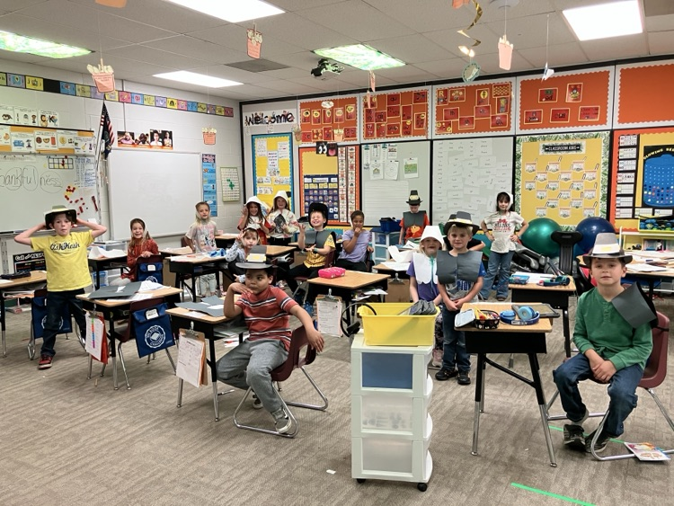 Ms. Moore’s 1st grade all ready for a Thanksgiving feast at JCN.