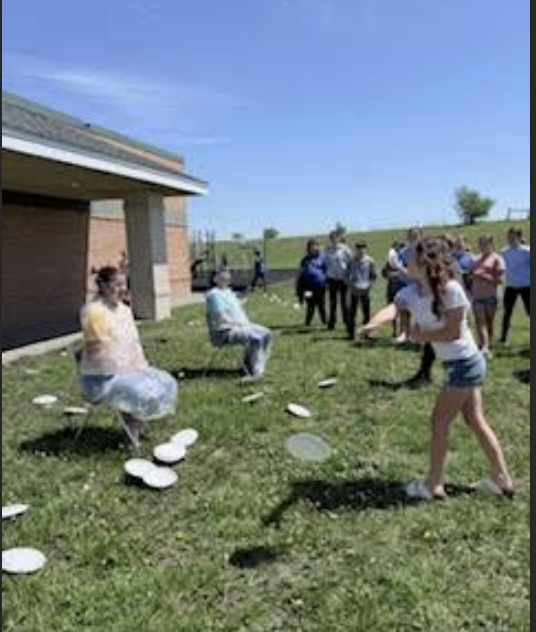 pie in face