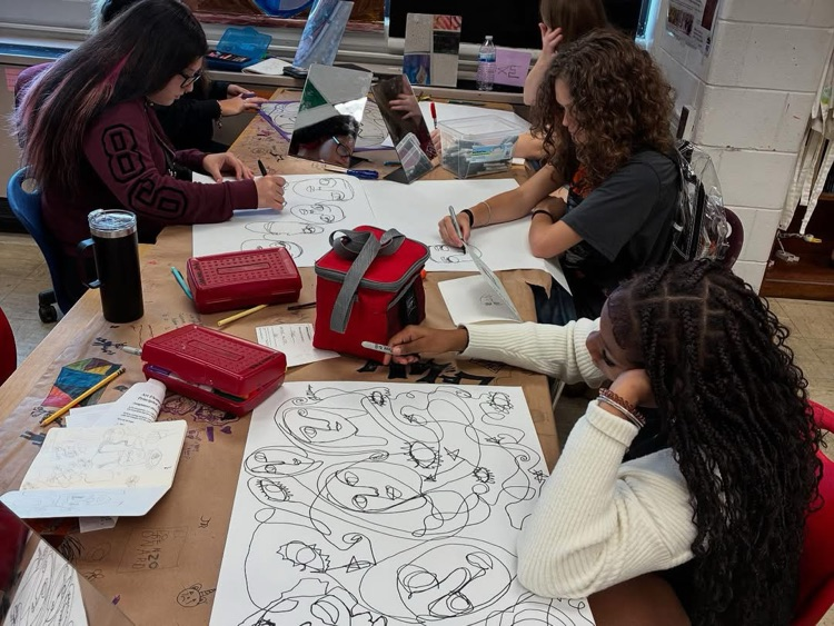 art students, drawing continuous line art
