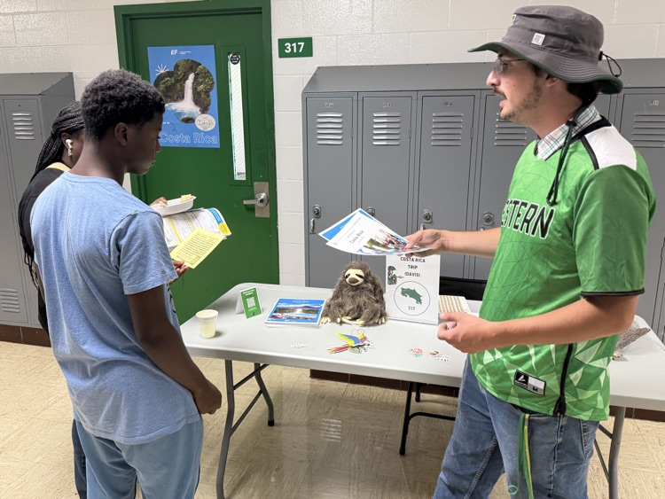 Students at the Costa Rica and agriscience table