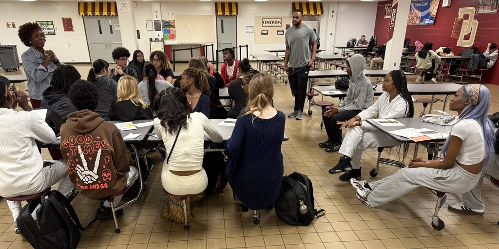 students at college cohort meet