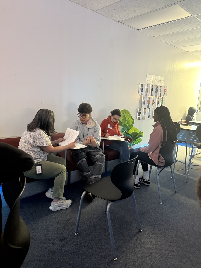 Mock Interviews - Photo Drop! 📸 If you missed our post about the amazing mock interviews last week, here is the proof! Check out these future business leaders in action. Getting this hands-on practice is key to success! Thank you again to our partners! 👏