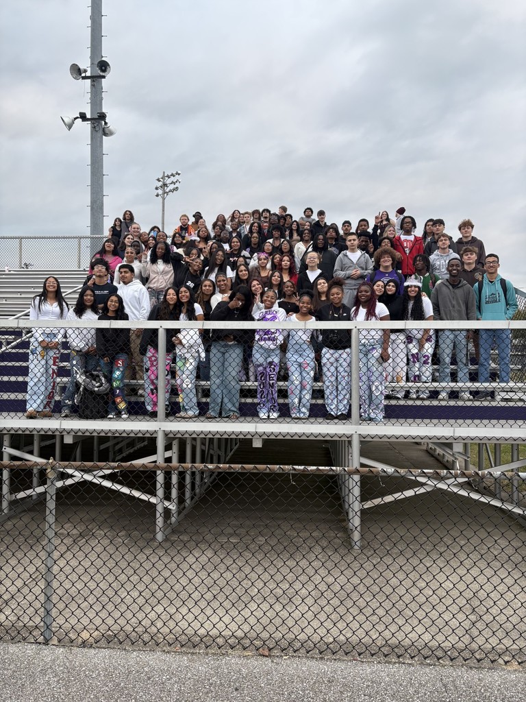 Seniors on bleachers