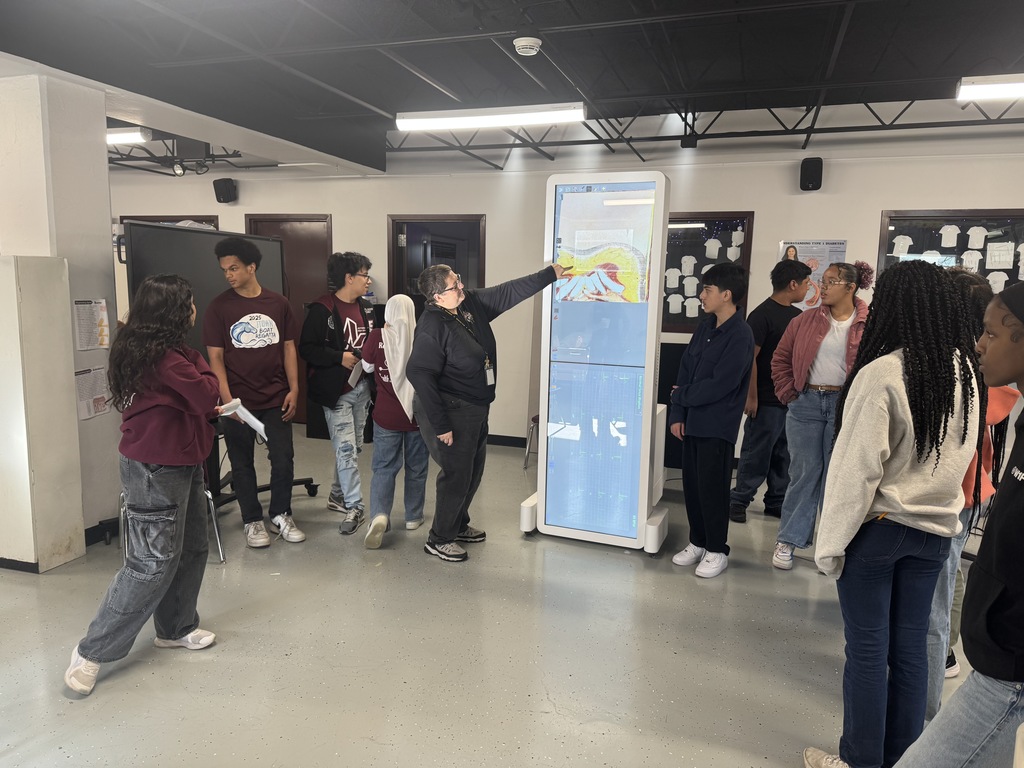 The future looks bright at J-Town! 🤩 We recently loved hosting 8th grade students from Carrithers Middle School as they explored all the amazing pathways our high school has to offer! 🔬  From our Health Sciences Academy and Engineering programs to JROTC and Business, these students got a hands-on look at the diverse opportunities awaiting them.  We can't wait to see the Class of [Insert Future Grad Year, e.g., 2030] become Chargers! 💙⚡️