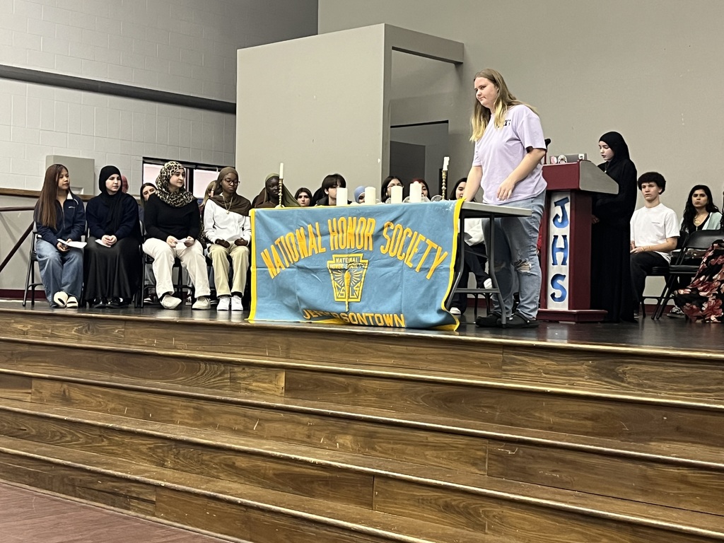 It was a night of light and leadership! ✨ On Friday, Oct 17, we proudly inducted 20 outstanding students into the National Honor Society (NHS) during a solemn candlelight ceremony. These new members were celebrated for embodying the four pillars: Academic, Leadership, Service, and Character! A huge thank you to officers Savanna, JP, Chanceline, Muska, Pahel, and Kayleigh for leading the beautiful event. Congratulations to these future leaders—we can't wait to see all you achieve! 💙👏⚡️