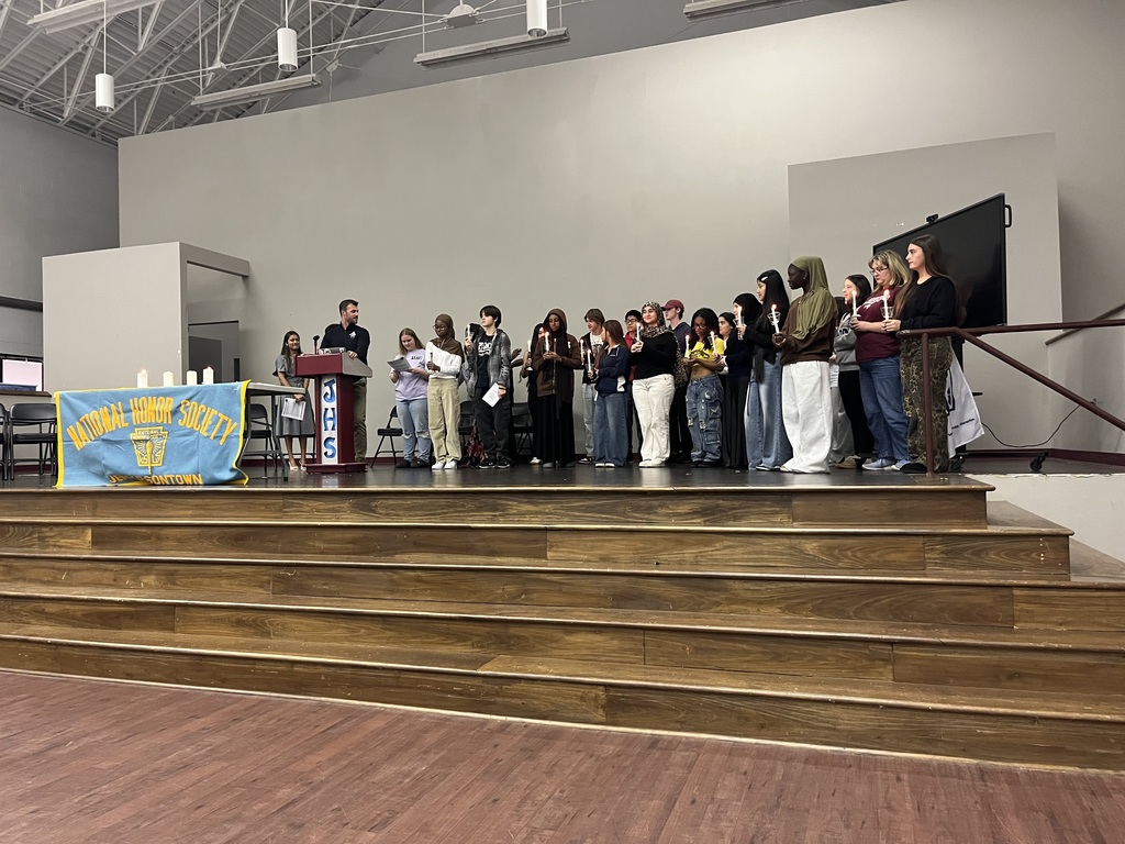 It was a night of light and leadership! ✨ On Friday, Oct 17, we proudly inducted 20 outstanding students into the National Honor Society (NHS) during a solemn candlelight ceremony. These new members were celebrated for embodying the four pillars: Academic, Leadership, Service, and Character! A huge thank you to officers Savanna, JP, Chanceline, Muska, Pahel, and Kayleigh for leading the beautiful event. Congratulations to these future leaders—we can't wait to see all you achieve! 💙👏⚡️