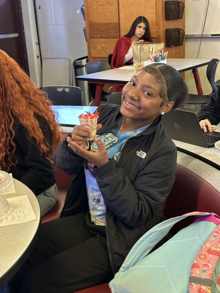 Learning has never been sweeter! 🍬 Our Allied Health students got truly hands-on with the integumentary system today, creating edible skin models to learn about its complex layers.  They built everything from the epidermis down to the hypodermis, proving that anatomy lessons can be both educational and delicious! What a fun way to bring the science of the human body to life! 👏