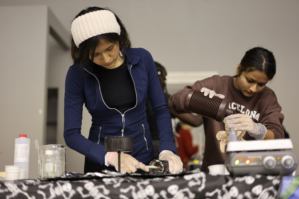 The chemistry was explosive! 💥 Mrs. Payne and her Advanced Chemistry students wowed the audience with our annual Halloween Show!  Students curated a dazzling display of science, featuring incredible reactions, oozing jack-o-lanterns, and spooky chemical transformations. Thank you to everyone who came out to witness this fantastic fusion of learning and fun! 🎃