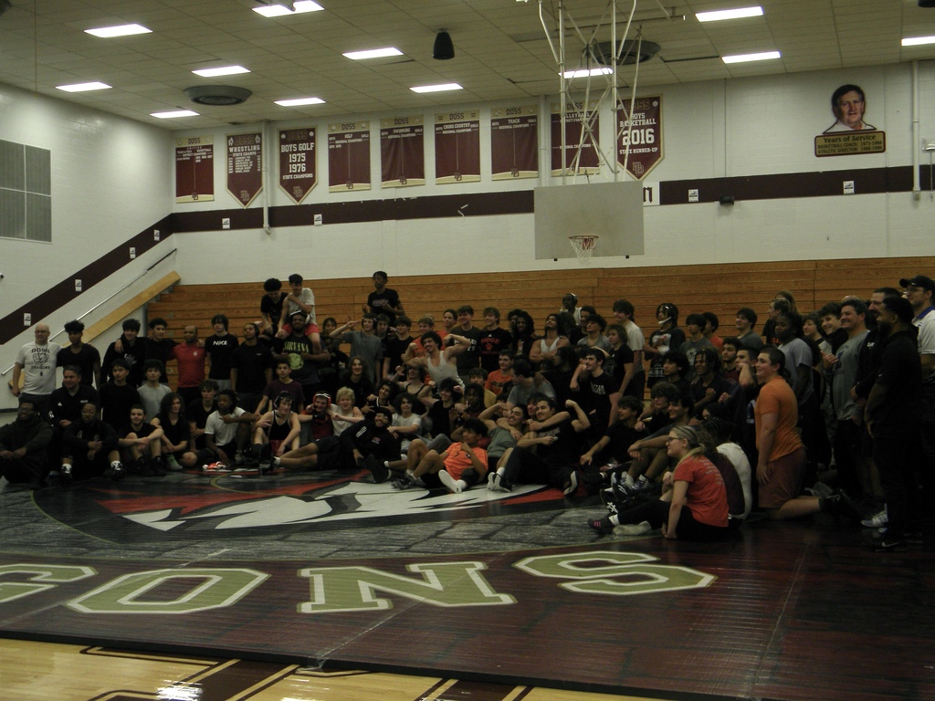 group picture after scrimmage