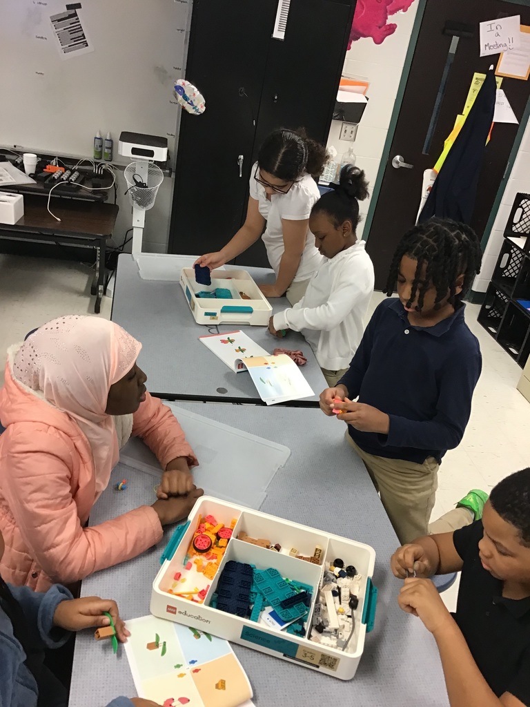 Students in 4th and 5th grade are starting their exploration with our new Lego Science kits!