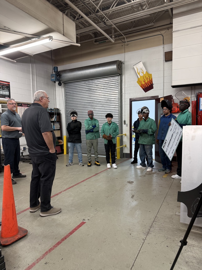 Huge thanks to Steve with MCAKY for the generous donation to our Welding and CAD pathways! 🛠️📐 Your support helps our students build real-world skills with top-tier equipment. We appreciate you investing in the next generation of pros! ⚡️🩵🩶🖤