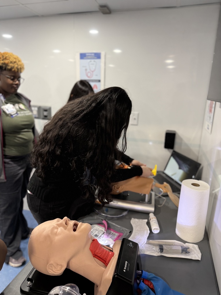 Preparing tomorrow's heroes! 🩺  Our Health Science program is all about giving students the best opportunities to succeed, and that includes partnerships like the one we had with Health Force KY. They recently attended a high-quality hands-on learning experience where they put their knowledge to the test.  Take a look at these pictures—you’re seeing the faces of our future nurses, EMTs, and therapists. They are building a strong foundation, and we are right behind them! ⚡️🩵🩶