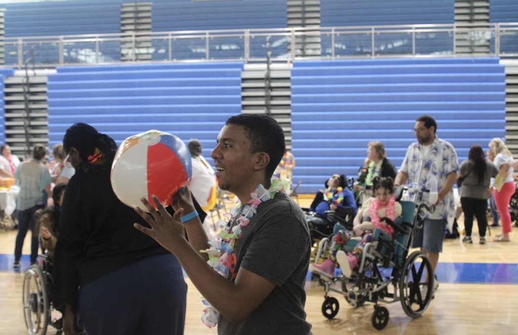 What an incredible time at the Spring Fling Dance! 💃🕺 Our MSD students had an absolute blast dancing the day away, making memories, and celebrating together.  A huge thank you to Valley High School for being such wonderful hosts and creating such an inclusive, fun, and welcoming environment for our students. We are so proud of our kids and the joy they bring to every event! 🌸✨