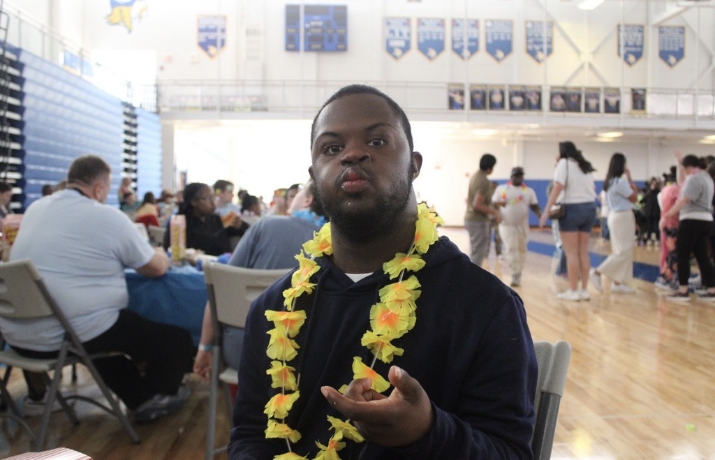 What an incredible time at the Spring Fling Dance! 💃🕺 Our MSD students had an absolute blast dancing the day away, making memories, and celebrating together.  A huge thank you to Valley High School for being such wonderful hosts and creating such an inclusive, fun, and welcoming environment for our students. We are so proud of our kids and the joy they bring to every event! 🌸✨