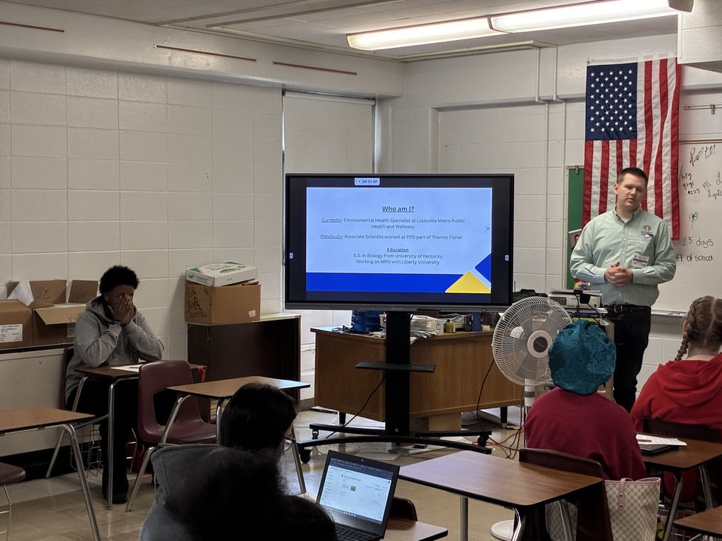 A big thanks to Louisville Public Health for visiting our classrooms recently to speak with our students about the real health risks of vaping.  It was an eye-opening session that covered the facts regarding how nicotine affects brain development and the hidden chemicals found in aerosols. Our students learned about:  🧠 How vaping impacts concentration and mood.  🫁 The potential for long-term lung damage and "EVALI."  🧪 The truth behind "fruit-flavored" marketing.  We are committed to providing our students with the facts they need to make healthy, informed decisions. Knowledge is power! 💪✨