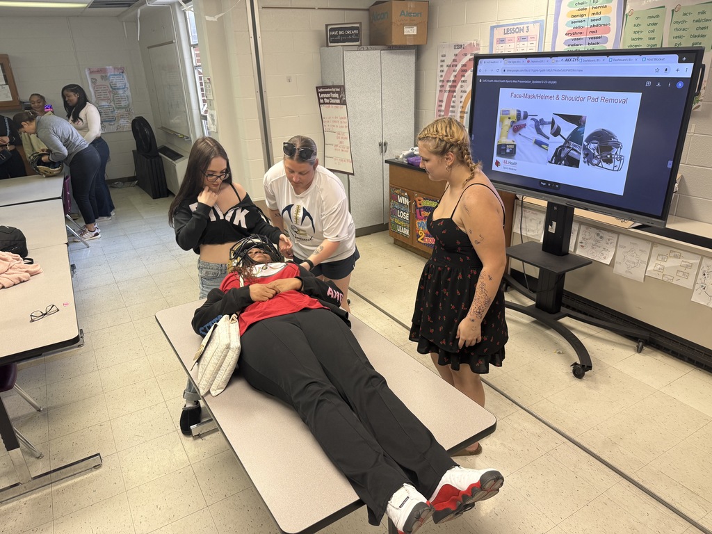 Bringing the field to the classroom! 🏥🏈  A huge thank you to UofL Health Sports Medicine for visiting our Allied Health students recently! It was an incredible day of learning that bridged the gap between the sidelines and the clinic.  Our students took a deep dive into:  🏃 Career Paths: Exploring the diverse opportunities within the world of Sports Medicine.  🤝 Collaboration: Learning how athletic trainers work hand-in-hand with physical therapists, surgeons, and other healthcare specialists.  👣 Shadowing: Discussing real-world opportunities to see healthcare in action.  The highlight of the day was the hands-on lab, where students practiced the critical skills of managing sideline C-spine injuries and safe equipment removal. Learning how to stabilize an athlete in those high-pressure moments is a vital skill for any future healthcare professional!