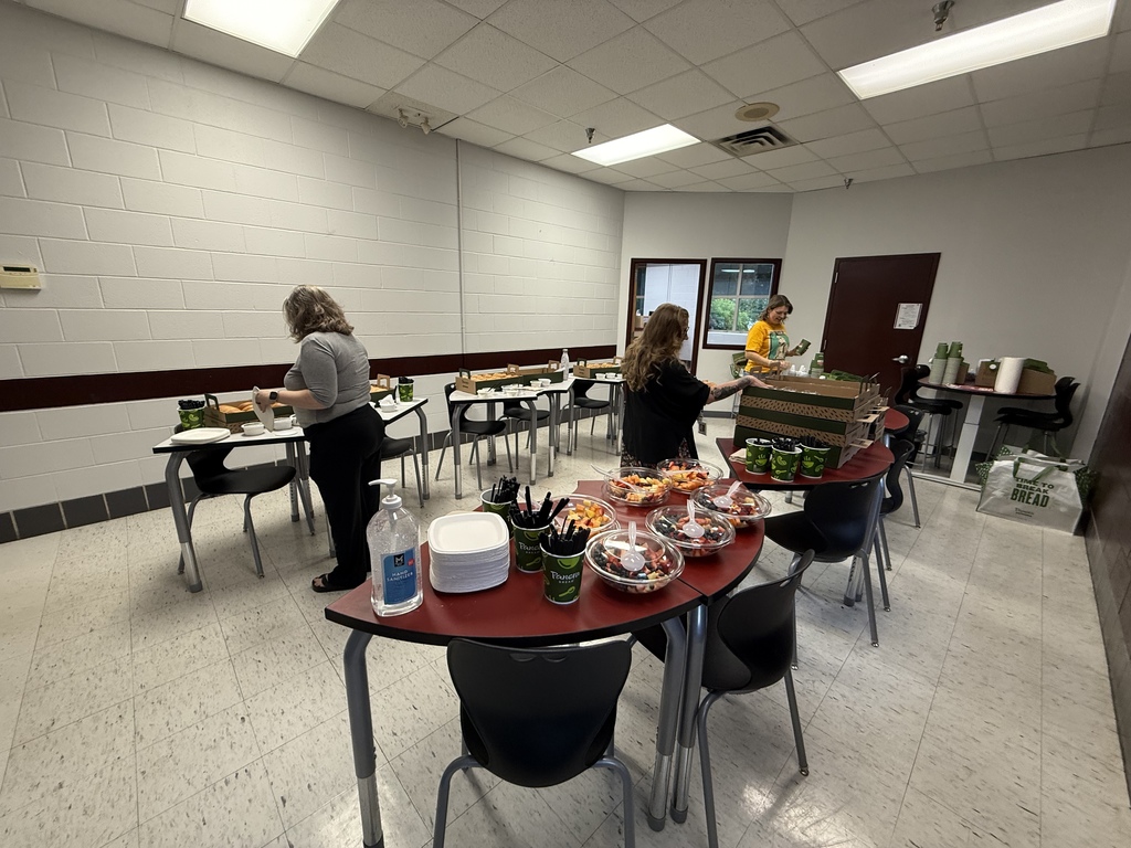 Starting Staff Appreciation Week on a high note! ⚡️🥞  A huge THANK YOU to our amazing business partner, Class Act Federal Credit Union, for fueling our faculty and staff with a delicious breakfast this morning!  There is no better way to kick off a week dedicated to our hardworking educators than with great food and even better community support. We are so grateful for your continued partnership and for helping us show our staff just how much they are valued.  Let the celebration begin! ☕️🍳
