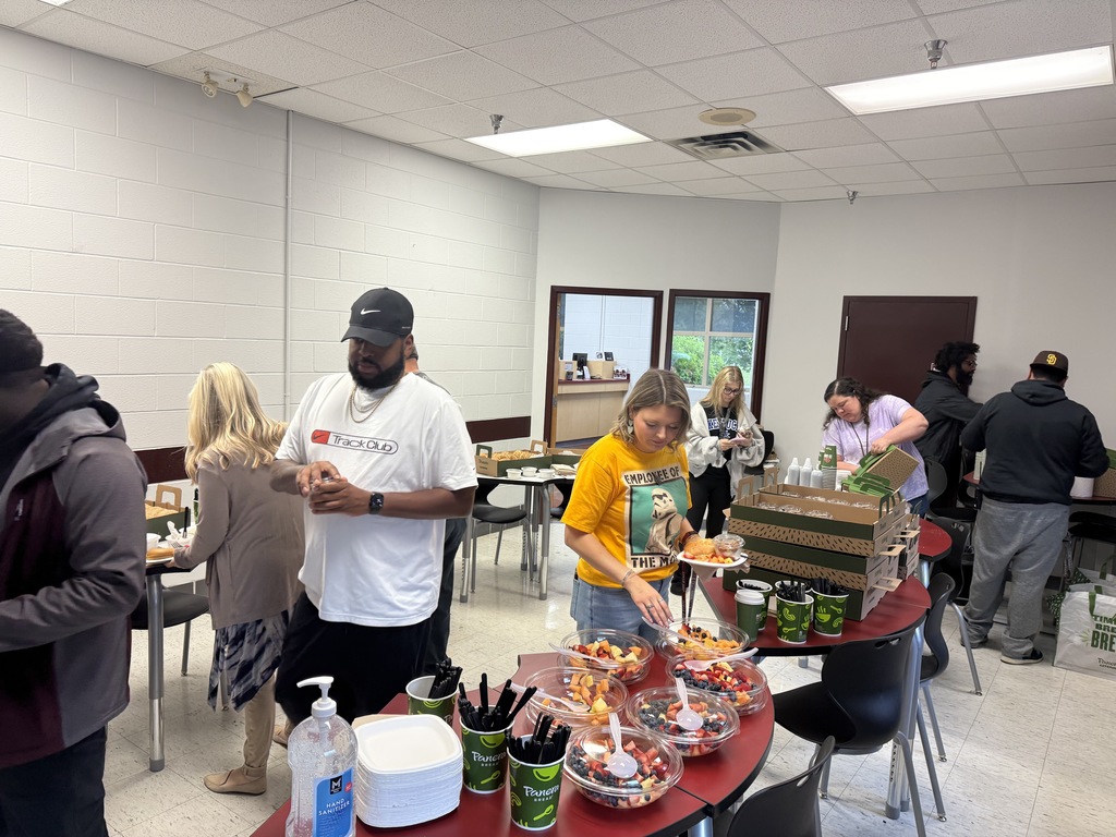 Starting Staff Appreciation Week on a high note! ⚡️🥞  A huge THANK YOU to our amazing business partner, Class Act Federal Credit Union, for fueling our faculty and staff with a delicious breakfast this morning!  There is no better way to kick off a week dedicated to our hardworking educators than with great food and even better community support. We are so grateful for your continued partnership and for helping us show our staff just how much they are valued.  Let the celebration begin! ☕️🍳
