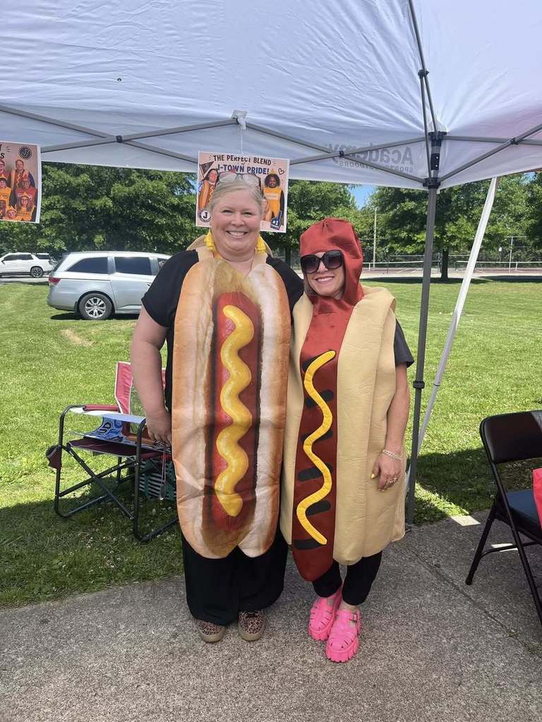 What a week to be a Charger! ⚡️🍎 We want to send a massive THANK YOU to the JTown community for keeping our staff fueled with delicious breakfast and lunch all throughout Staff Appreciation Week. From the morning coffee to the afternoon meals, we felt the love in every bite! A very special shout-out goes to Mrs. Arnold and Ms. Bruise for providing the incredible entertainment all week long. You both kept the energy high and the smiles wide—thank you for making this week so memorable for all of us! 🎶🎤 Our staff works incredibly hard for our students, and seeing the community and our own colleagues come together to celebrate them means the world.