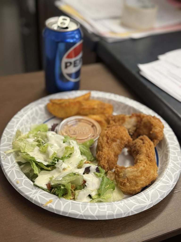 What a week to be a Charger! ⚡️🍎 We want to send a massive THANK YOU to the JTown community for keeping our staff fueled with delicious breakfast and lunch all throughout Staff Appreciation Week. From the morning coffee to the afternoon meals, we felt the love in every bite! A very special shout-out goes to Mrs. Arnold and Ms. Bruise for providing the incredible entertainment all week long. You both kept the energy high and the smiles wide—thank you for making this week so memorable for all of us! 🎶🎤 Our staff works incredibly hard for our students, and seeing the community and our own colleagues come together to celebrate them means the world.