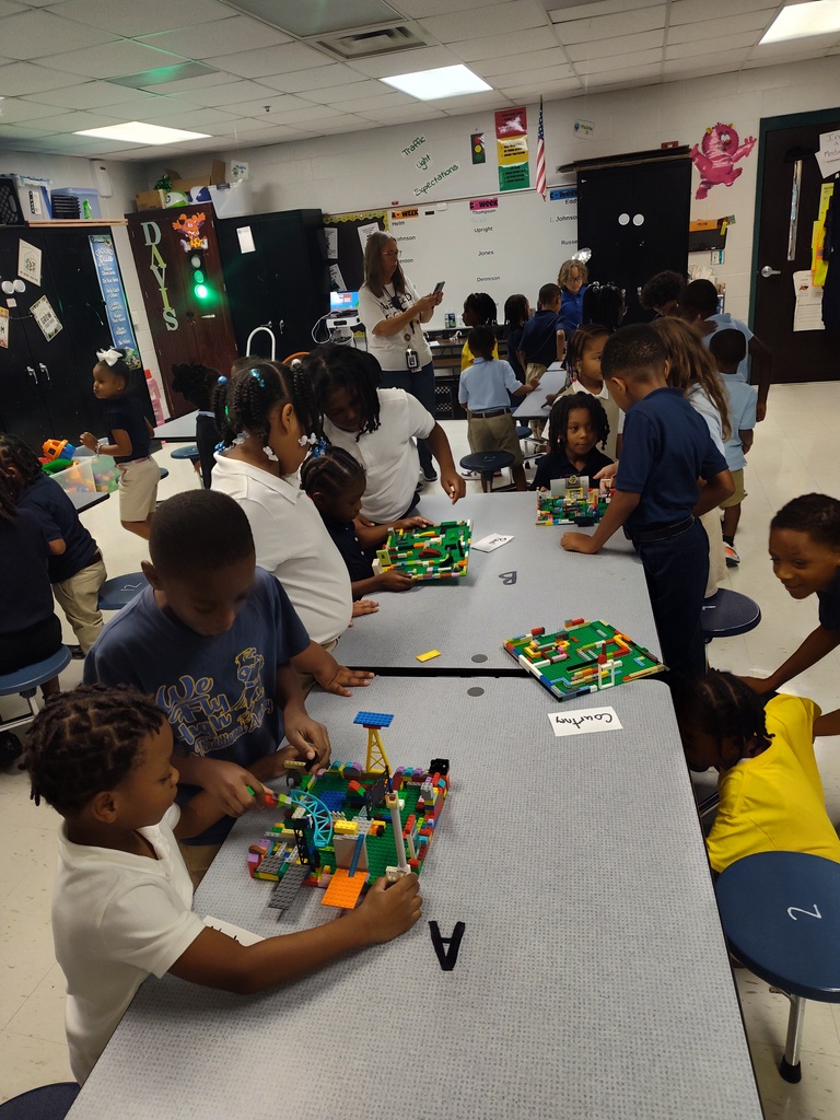 Students have been busy in STEM this week!