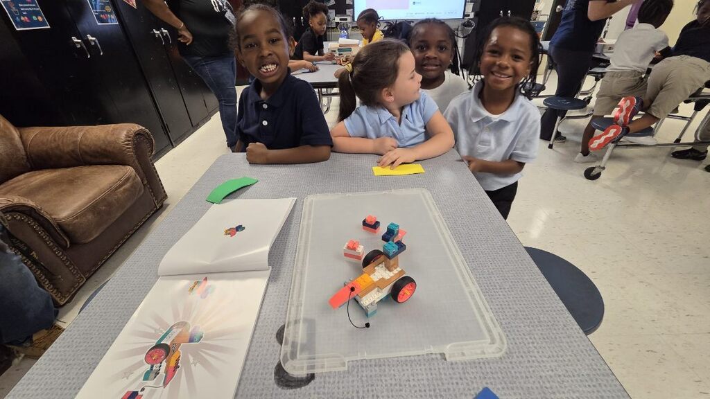 kindergarteners had a Lego Science lesson on Push and Pull! 