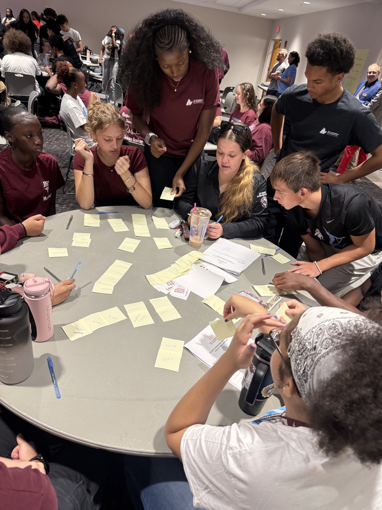 🎤⚡ Leadership. Confidence. Connection. Yesterday, our students stepped into their roles as leaders during the Academies of Louisville Student Ambassador Training! Students sharpened their communication skills, built confidence, connected with fellow Ambassadors, and learned how to be powerful voices for their schools and academies. 💡 The future is in good hands with these student leaders! 🩵🤍⚡