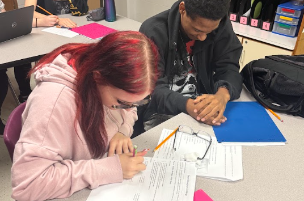 🖐️🔬 Science You Can Feel! Our Body Structures and Functions students are getting hands-on with the integumentary system! Students explored sensory receptor distribution, discovering how different areas of the skin detect and respond to touch. Another great example of curiosity, discovery, and hands-on learning in our Health Science Academy! 🩵⚡