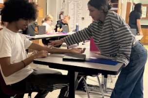 🖐️🔬 Science You Can Feel! Our Body Structures and Functions students are getting hands-on with the integumentary system! Students explored sensory receptor distribution, discovering how different areas of the skin detect and respond to touch. Another great example of curiosity, discovery, and hands-on learning in our Health Science Academy! 🩵⚡