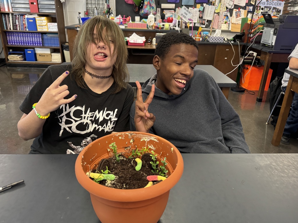🧪⚗️ It's Mole Day at JTown! Our Chargers recently celebrated Mole Day, bringing a little extra fun to chemistry! 🎉 From exploring Avogadro's number to celebrating the importance of the mole in science, students connected classroom learning to a special day dedicated to chemistry. Who knew 6.02 × 10²³ could be so much fun? 🩵⚡