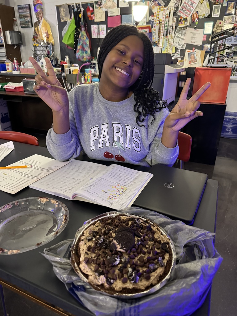 🧪⚗️ It's Mole Day at JTown! Our Chargers recently celebrated Mole Day, bringing a little extra fun to chemistry! 🎉 From exploring Avogadro's number to celebrating the importance of the mole in science, students connected classroom learning to a special day dedicated to chemistry. Who knew 6.02 × 10²³ could be so much fun? 🩵⚡
