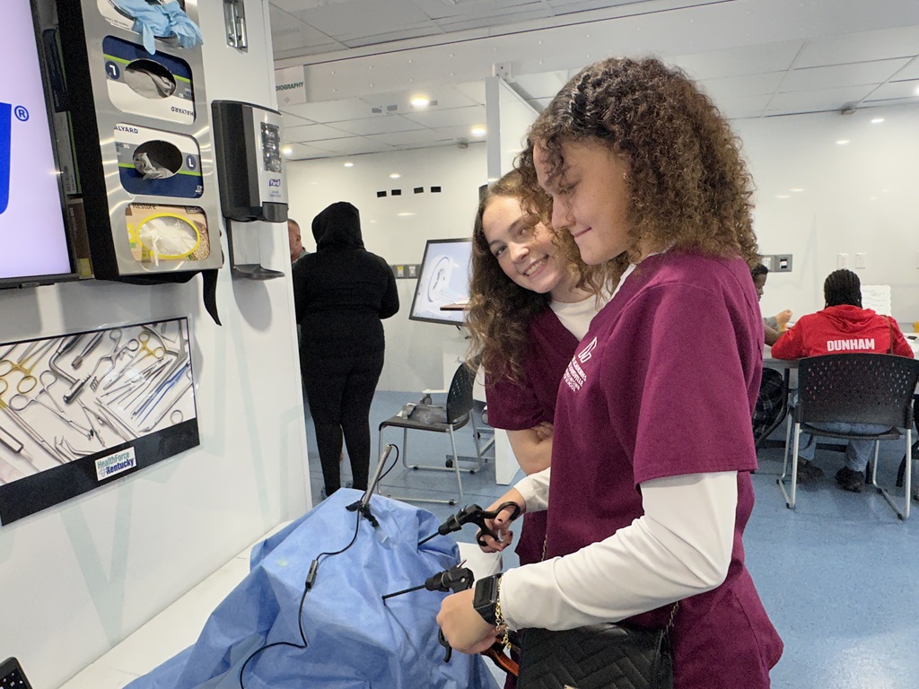 🩺🚑 Exploring Careers in Healthcare! Our Allied Health students recently visited the HealthForce Wagon for an exciting, hands-on look at careers in healthcare! Students explored careers as EMTs, laboratory technicians, surgical technicians, radiology technicians, pharmacy technicians, and respiratory technicians. They even had the opportunity to practice skills from each field! Experiences like these help our Chargers discover their passions, explore career pathways, and take the next steps toward their futures! 🩵⚡
