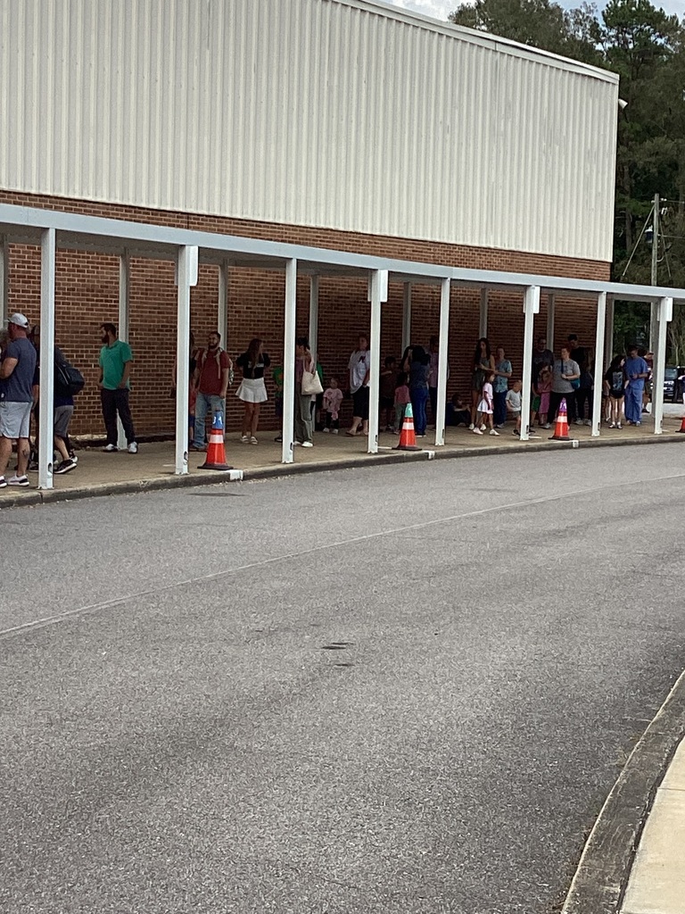 Families in line for Open House
