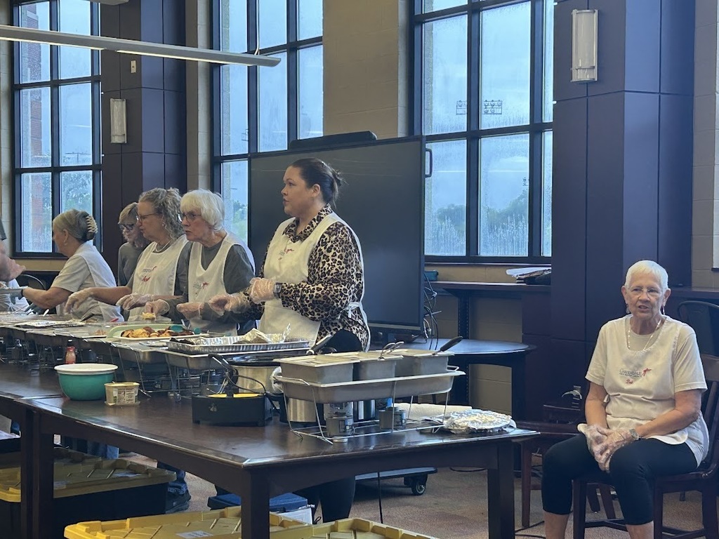 GFBC served breakfast at GHS!