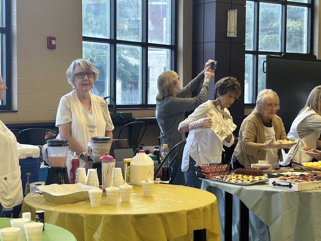 GFBC served breakfast at GHS!