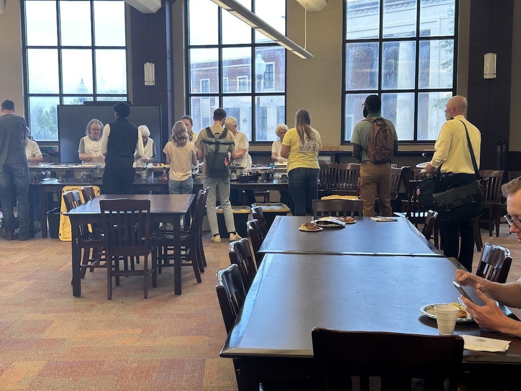 GFBC served breakfast at GHS!