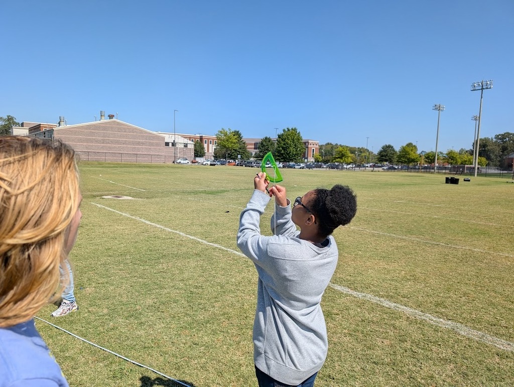 Using trig to measure the height of a light pole