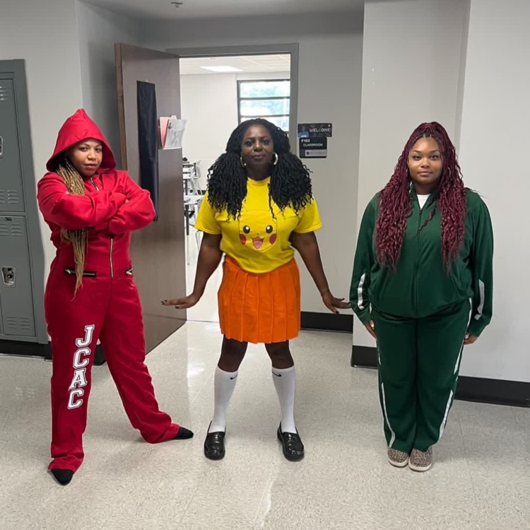 people dressed up for homecoming