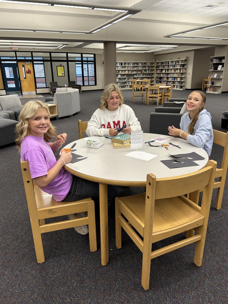 students making crafts