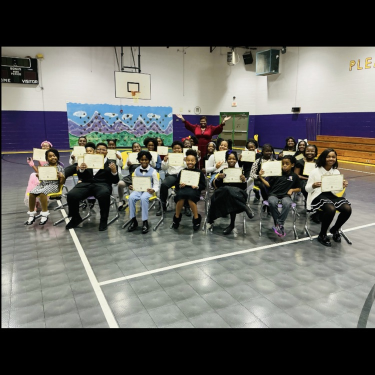 A picture of the students chosen as a Superior Spartan.