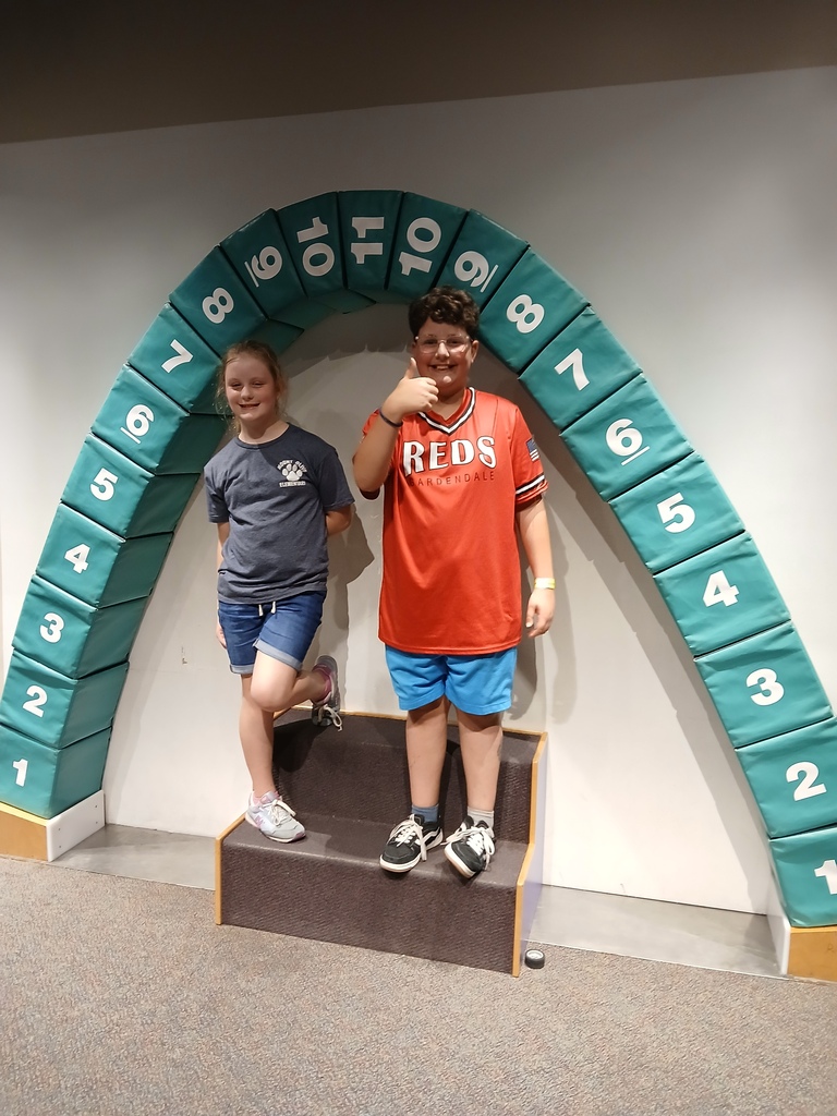 students on field trip to Mcwane center