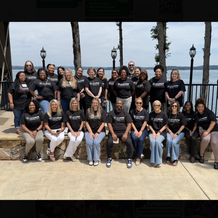 A picture of the teachers that attending the Arts Now Training Program. Several came from Pleasant Grove Elementary School.